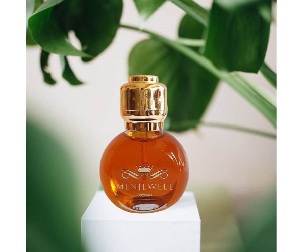 Menjewell Premium White Oudh Attar Perfume Floral Attar  (Woody)